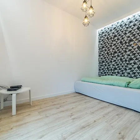 Warynski Apartment *